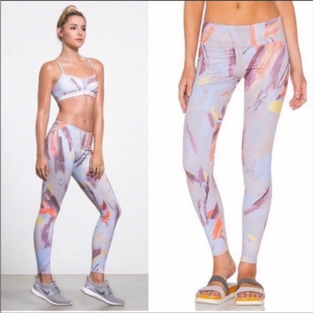 NWOT ALO Yoga Airbrushed Leggings Modern Sz.S - Picture 2 of 9